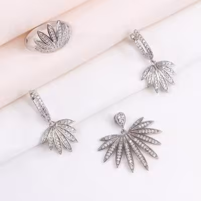 نیم ست نقره طرح برگ درخت نخل روکش طلا سفید کد 16328