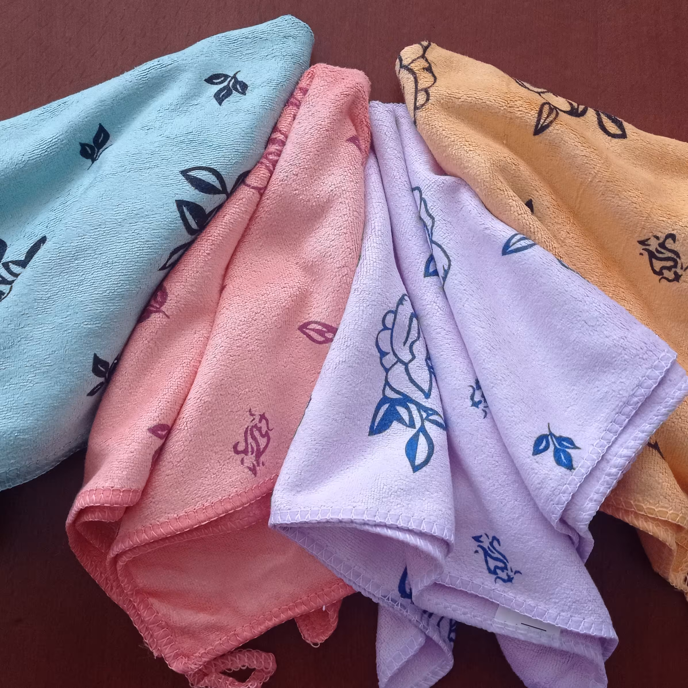 دستمال تنظیف نانو طرح گل کیفیت عالی تک عددی 