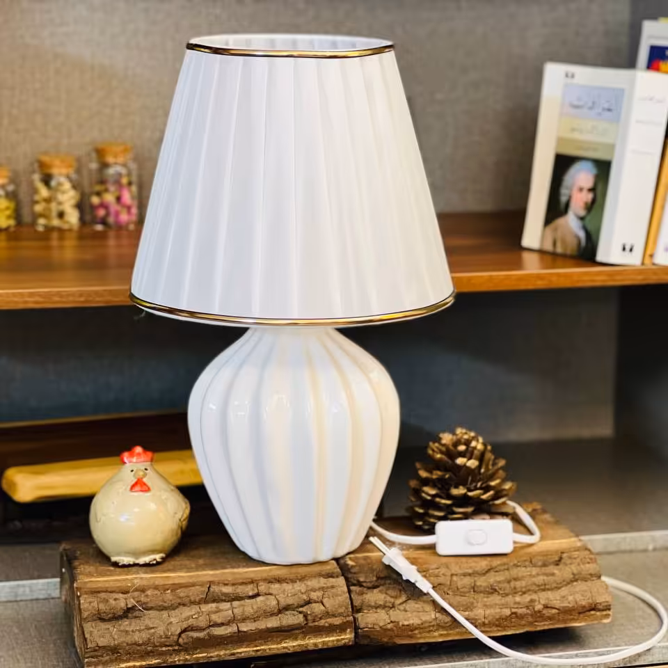 آباژور  رومیزی ترنج A0803