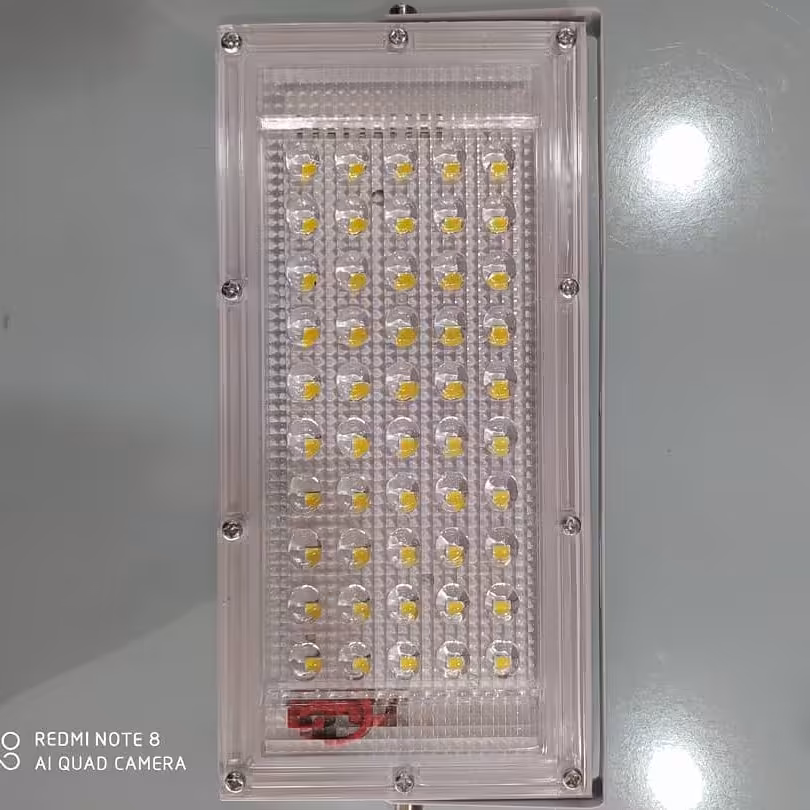 پروژکتور 50 وات 12 ولت20 عددی