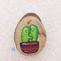 نقاشی دیوارکوب و رومیزی کاکتوس های عاشق روی برش گرد چوب