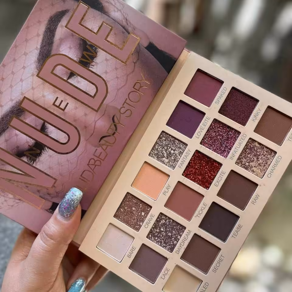 سایه نود اورجینال 18 رنگ ( کانسیلر دار چرب , از برند محبوب هدابیوتی )