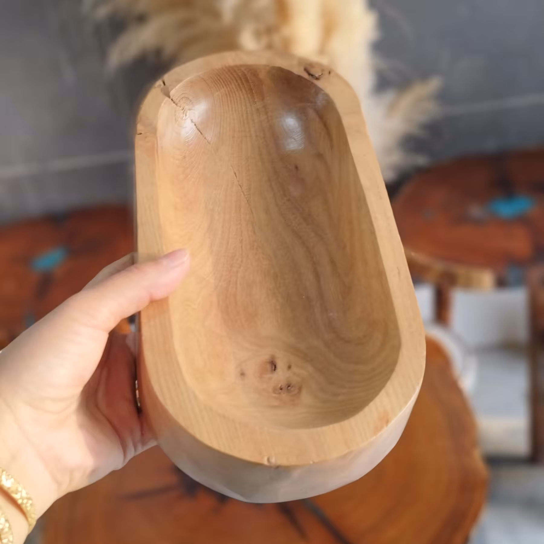 ظرف چوبی بیضی