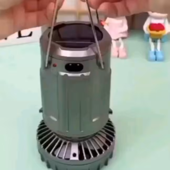 فانوس سه کاره هم برقی هم خورشیدی.شارژی