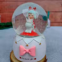 گوی پمپی موزیکال دختر تک شاخ سوار