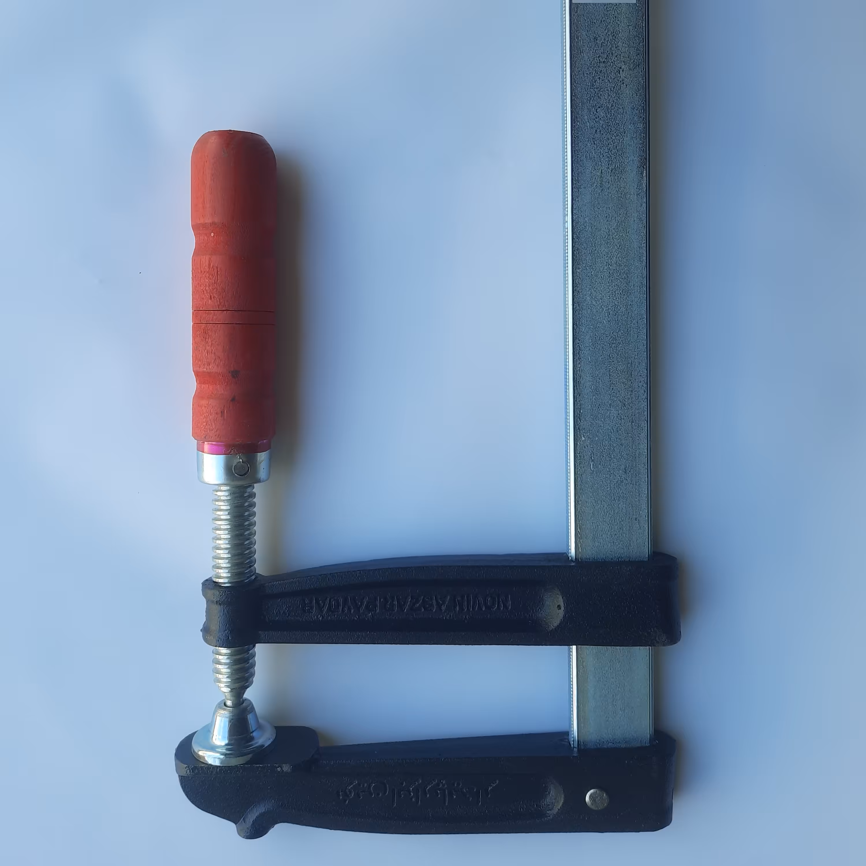 پیچ دستی نوین ابزار پایدار 20 سانت 