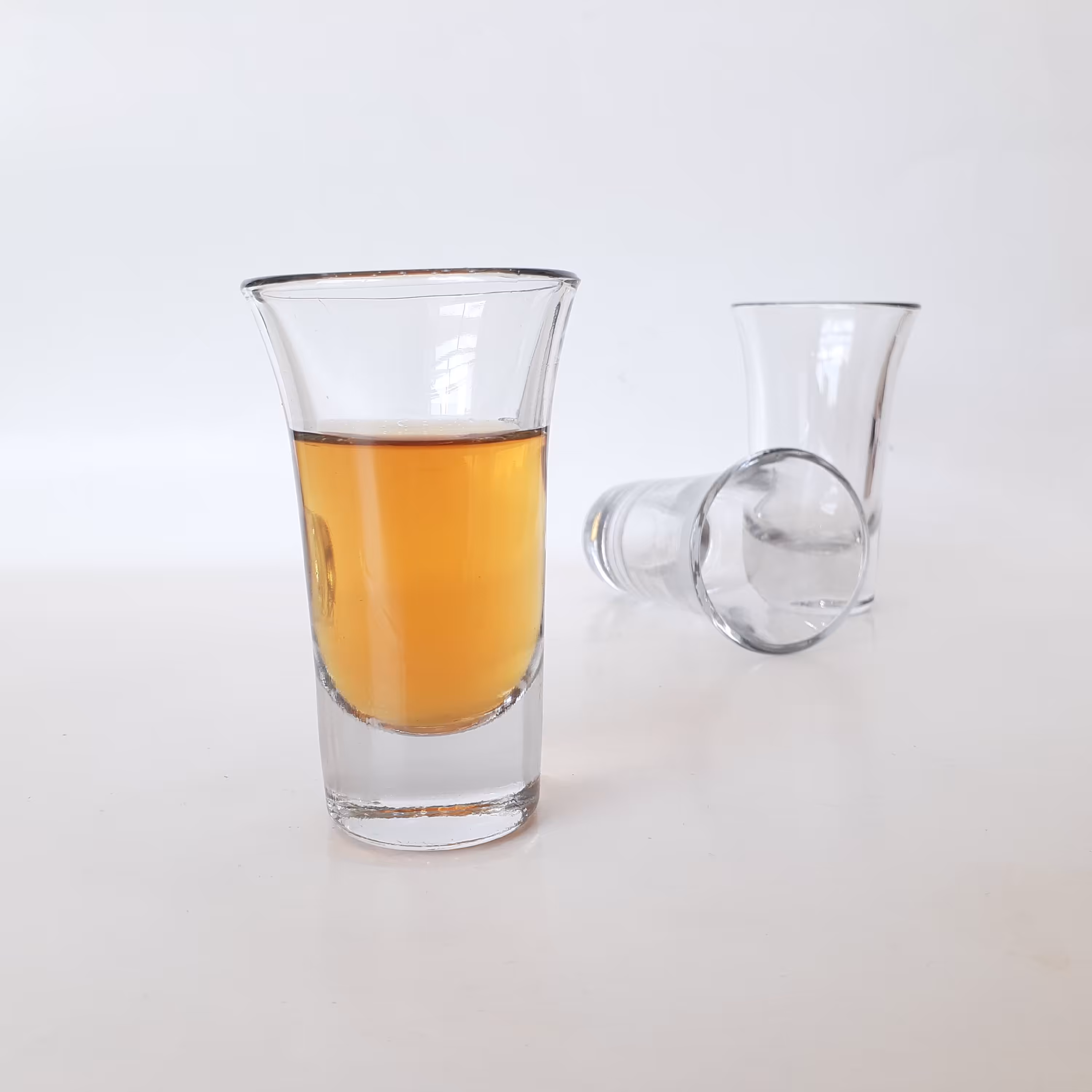 نیم یک ، استکان کوچک ، شات ، فنجان شیشه ای مخصوص قهوه و نوشیدنی های تلخ و شیرین ، بسته 6 عددی