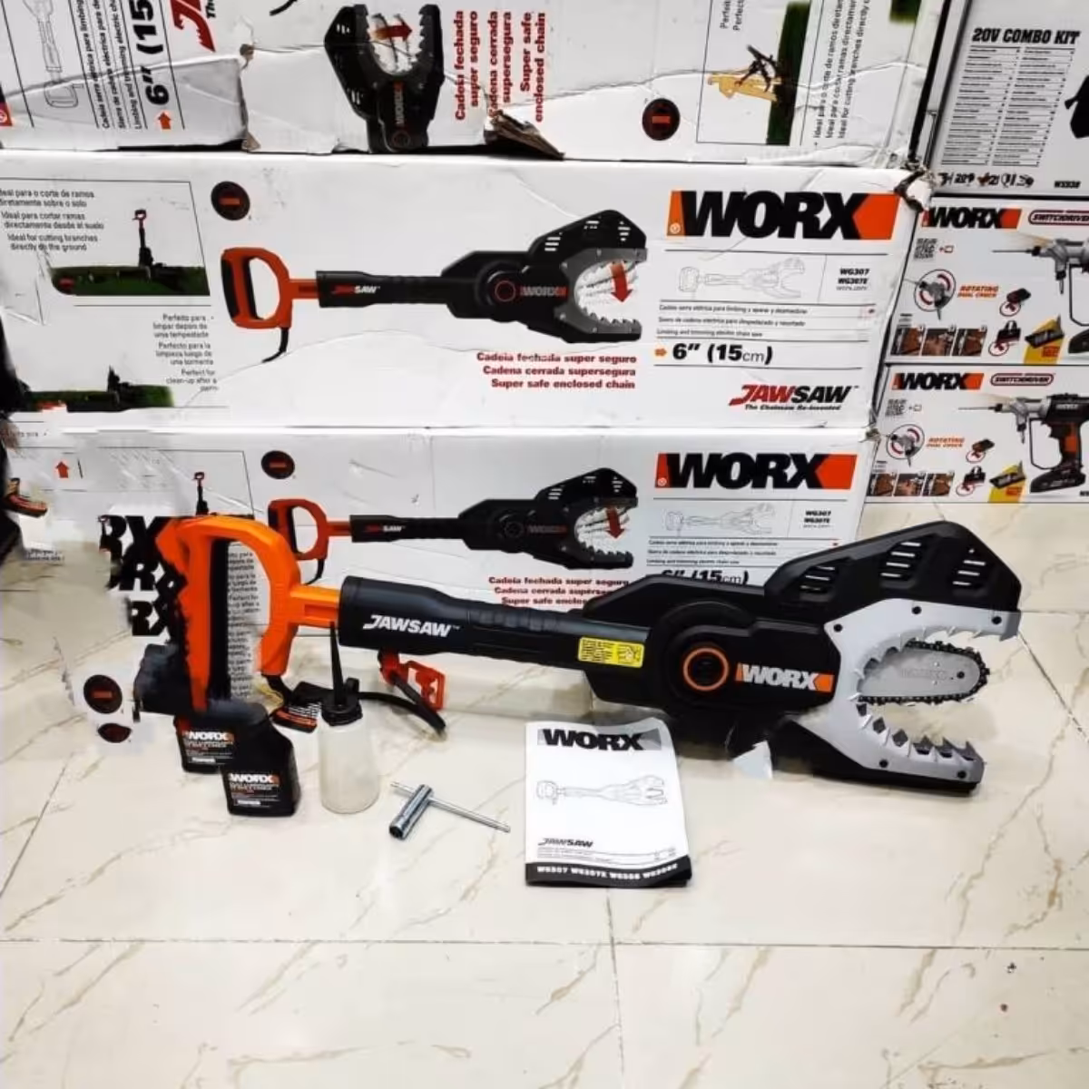 اره برقی متحرک ورکس 600 وات دسته اهرمی مدل WG307E
600 وات واقعی
