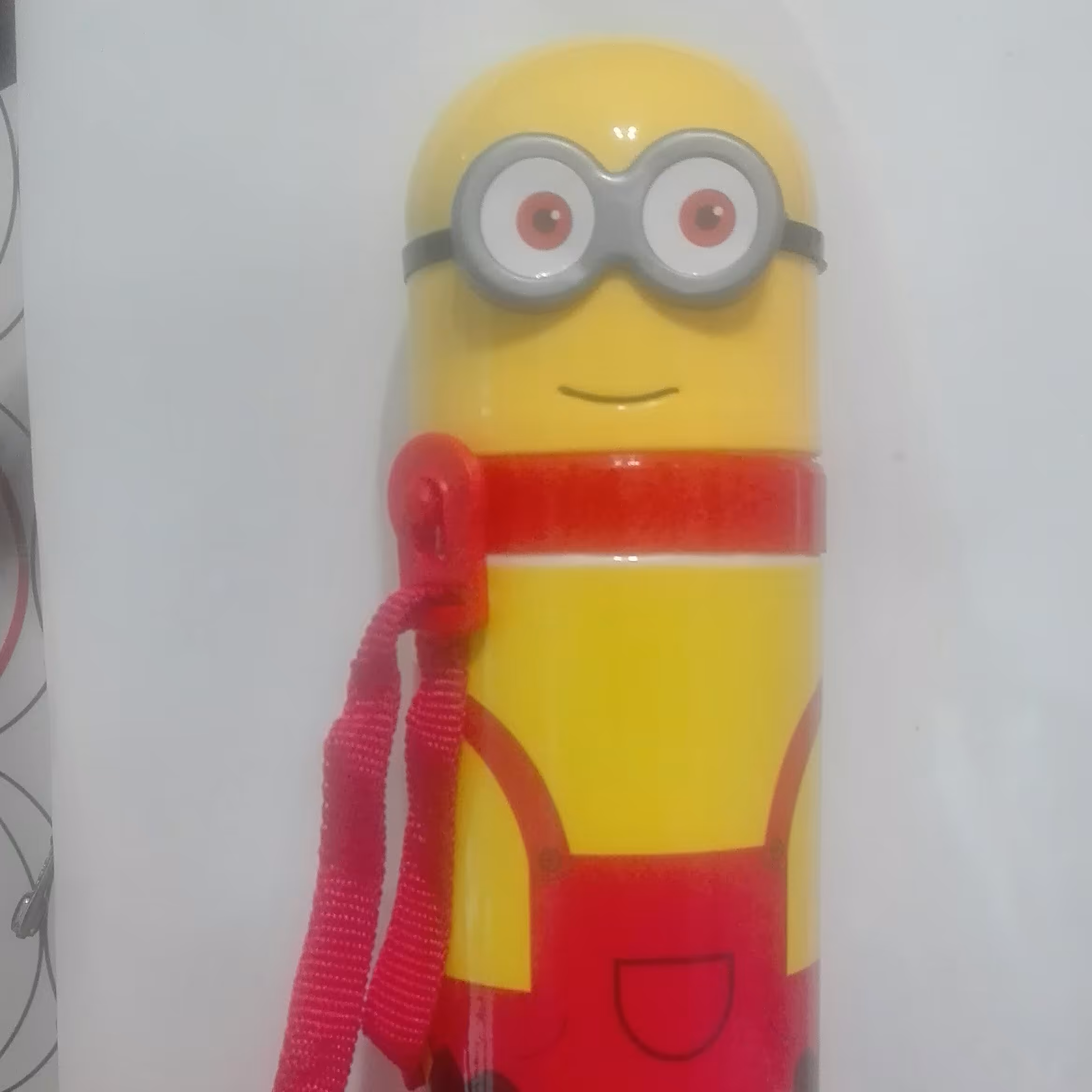 قمقمه مینیون