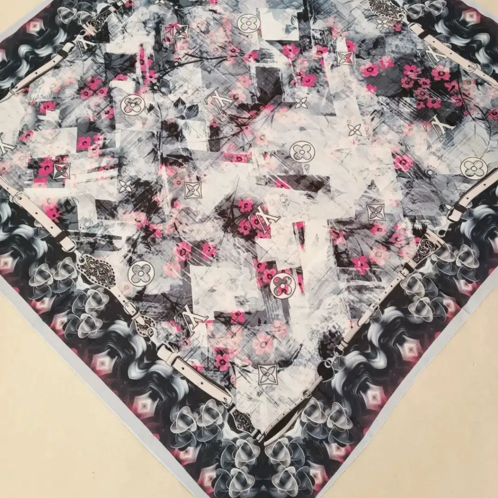 روسری نخی دور دوخت