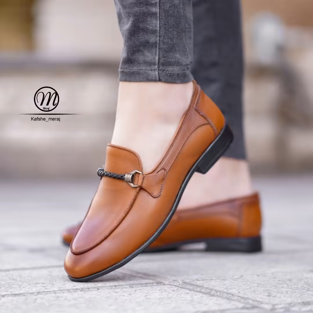 کفش چرم مردانه مدل اعیان  تمام   چرم  گاوی  طبیعی 