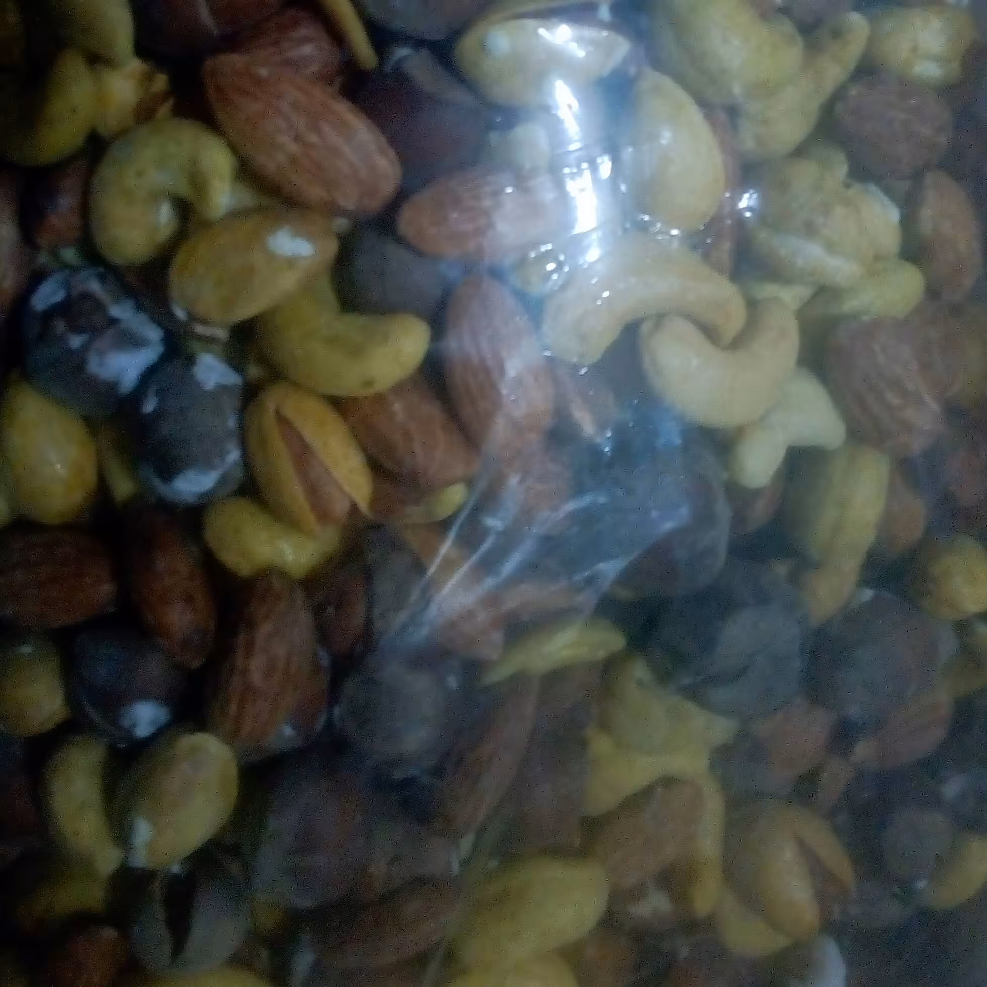 آجیل چهار مغز