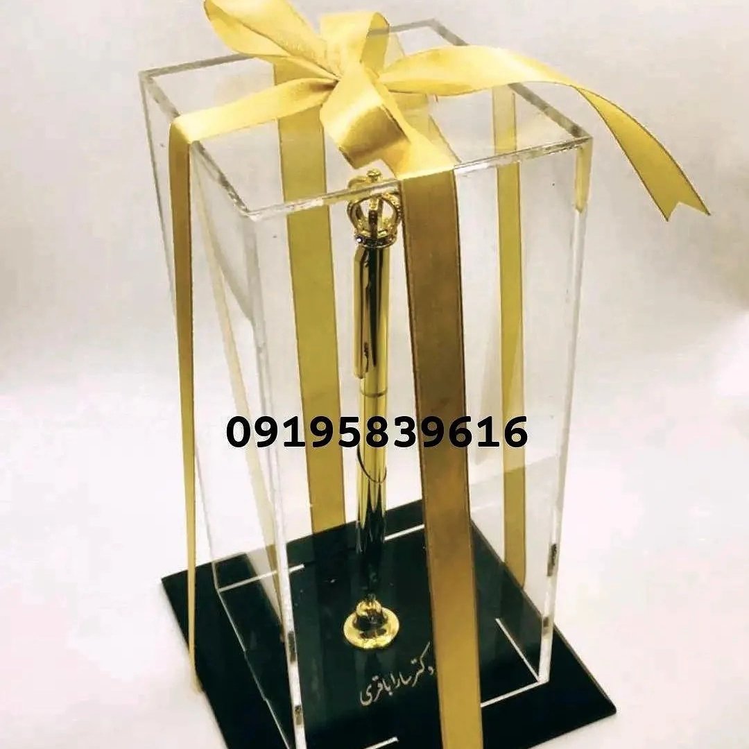 خودکار طلا با حک اسم و لوگو با شناسنامه و پایه رومیزی