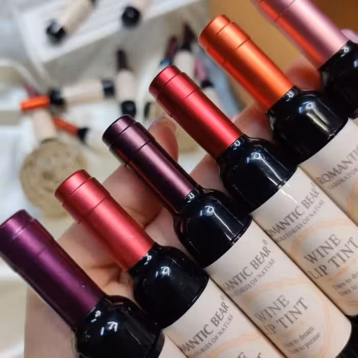 تینت لب طرح شامپاینی