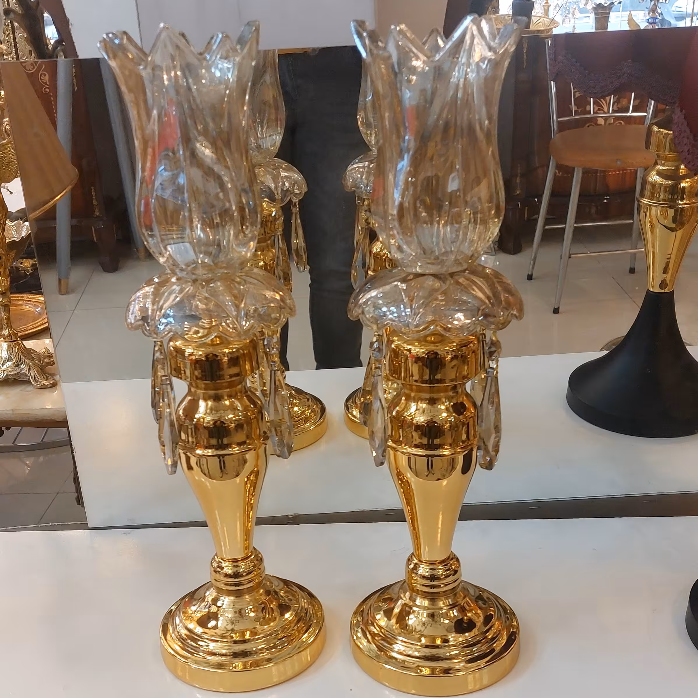 شمعدان کریستالی فلزی آبکاری درجه یک  طلایی سیلور  و آنتیک  مناسب دکوراسیون منزل 