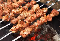 عکس جوجه کباب روی ذغال | گرافیک با طعم تربچه