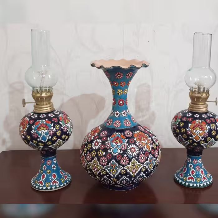ست دو عددی چراغ گردسوز سفالی میناکاری و گلدان میناکاری طرح فیروزه