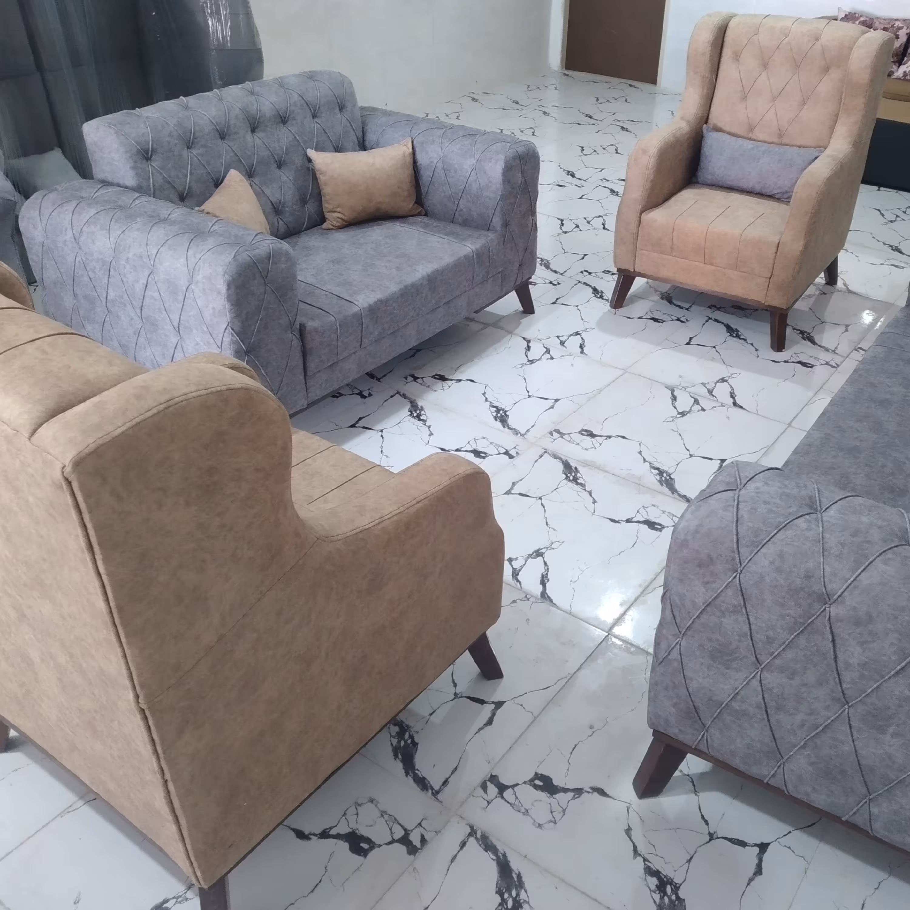 مبلمان تمنا راحتی