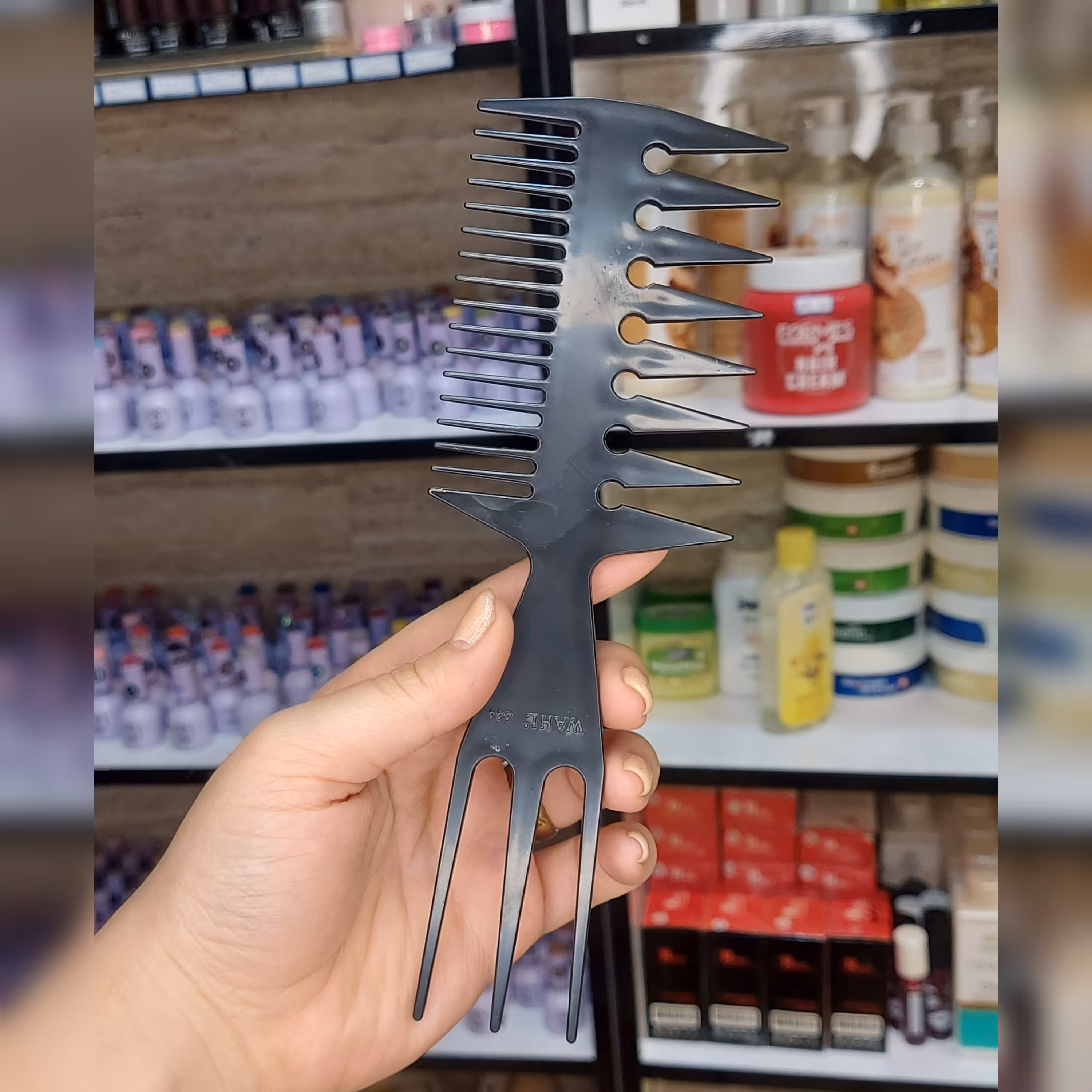 شانه حالت دهنده ی مو