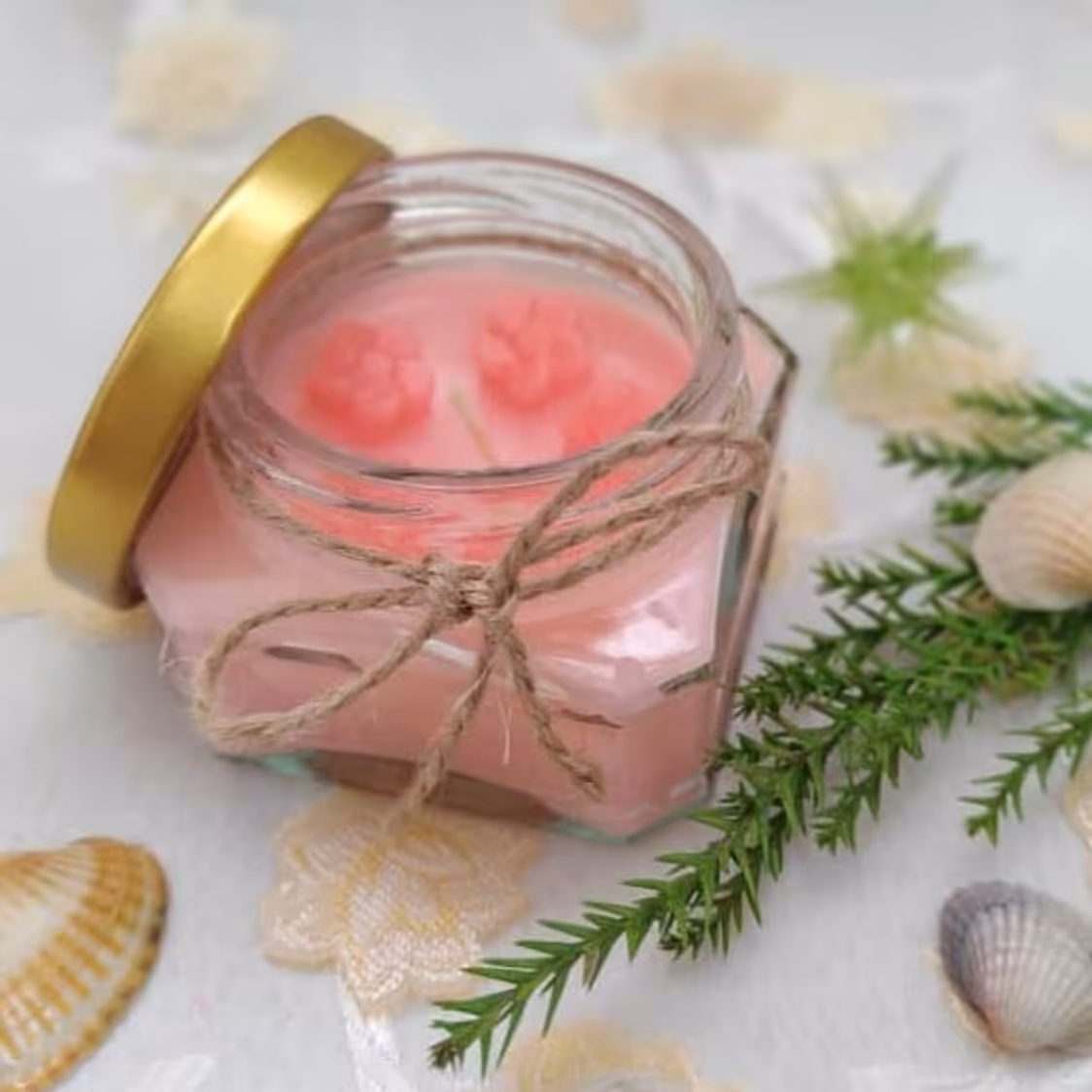 جار شمع در جارهای چهار ضلعی و شش ضلعی در رنگهای زیبا و متنوع