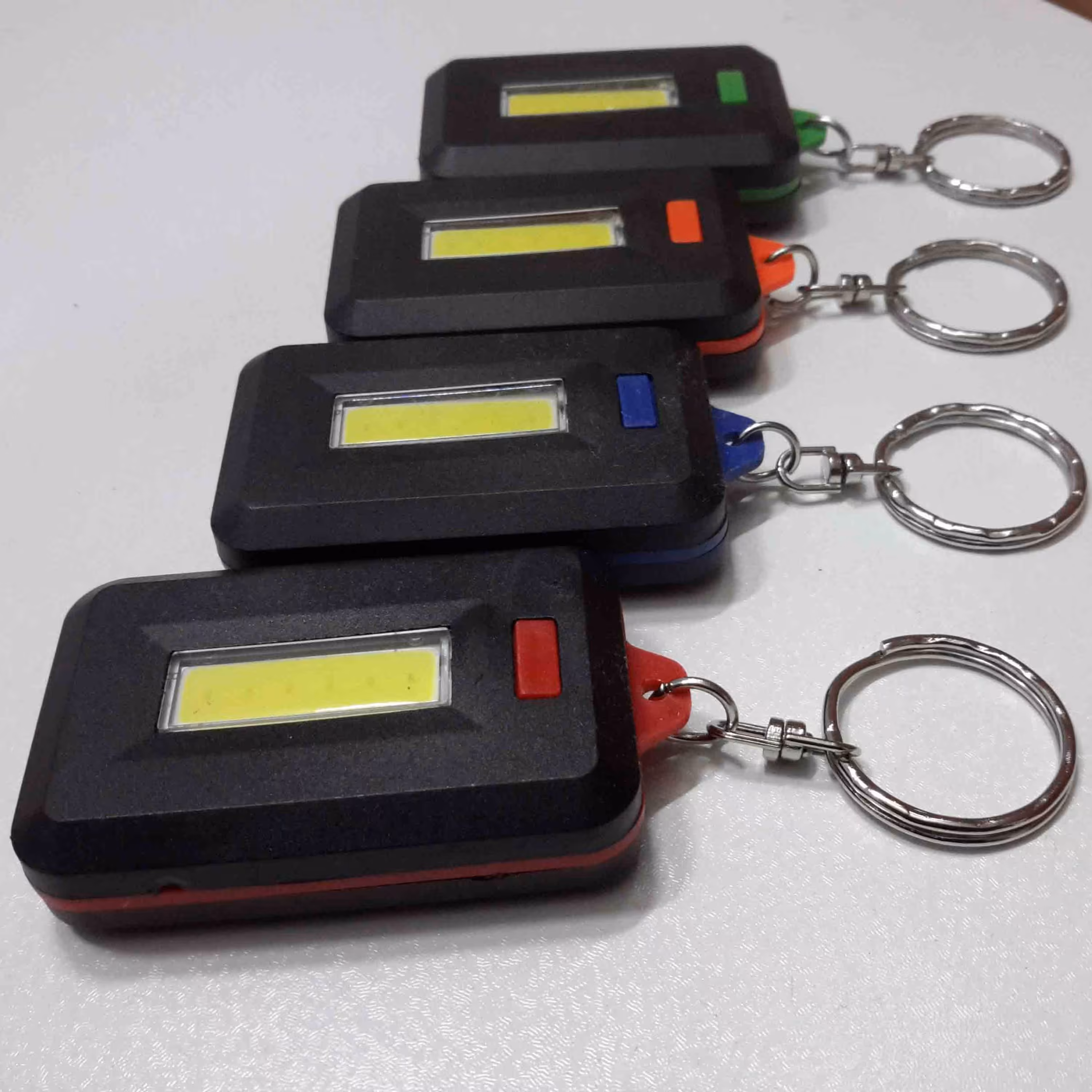 چراغ قوه جاسوئیچی LED روشنایی همراه