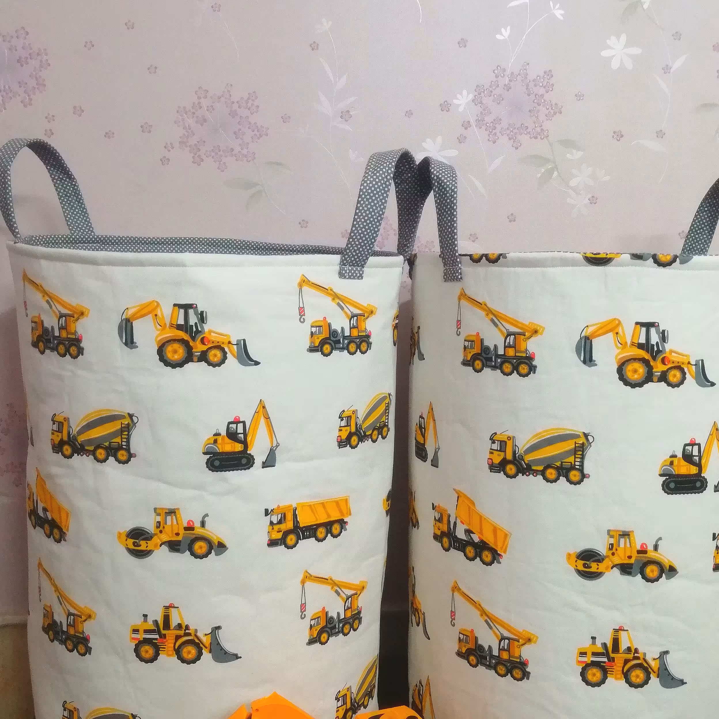 باکس اسباب بازی و رخت 