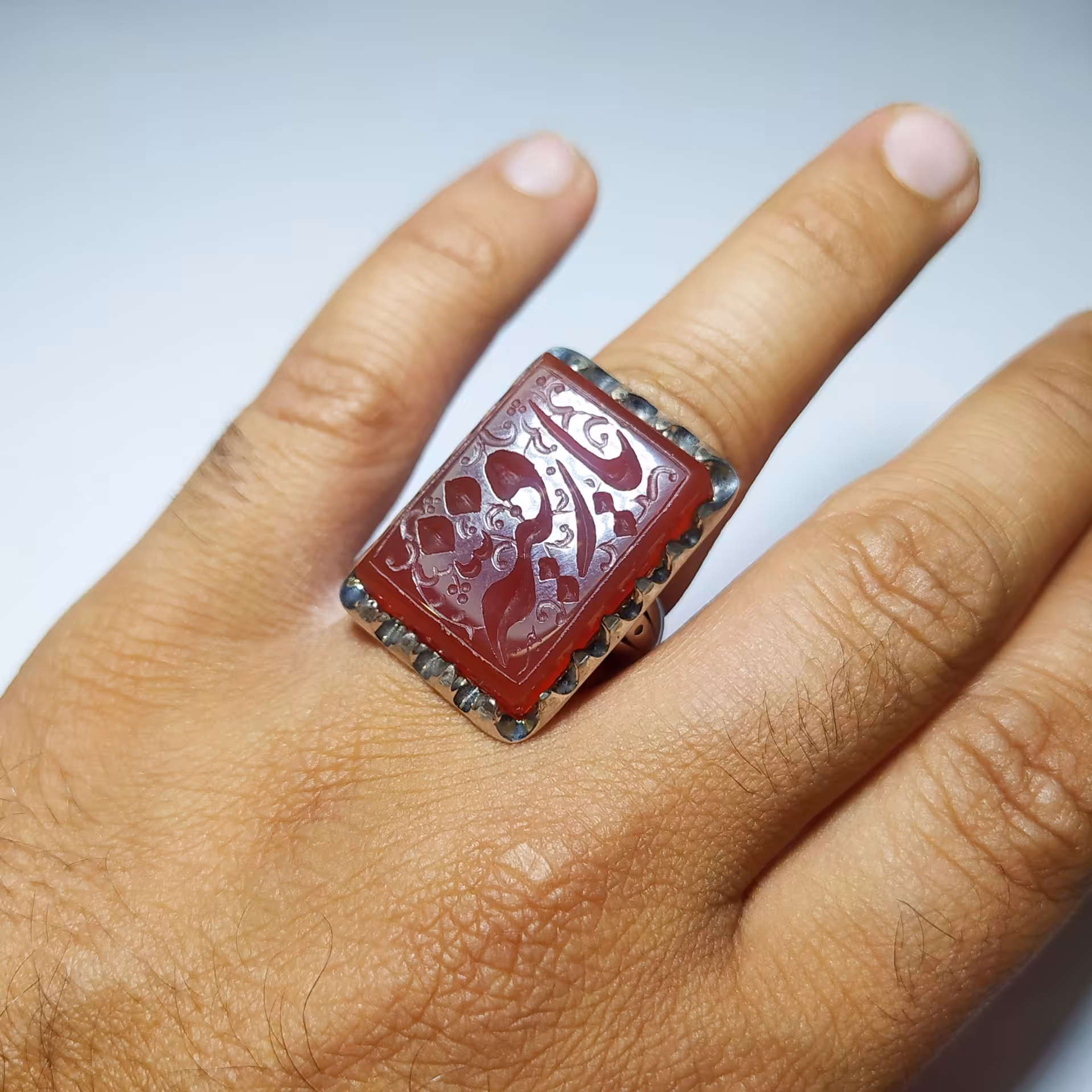 انگشتر حکاکی نگین عقیق سرخ کد 1