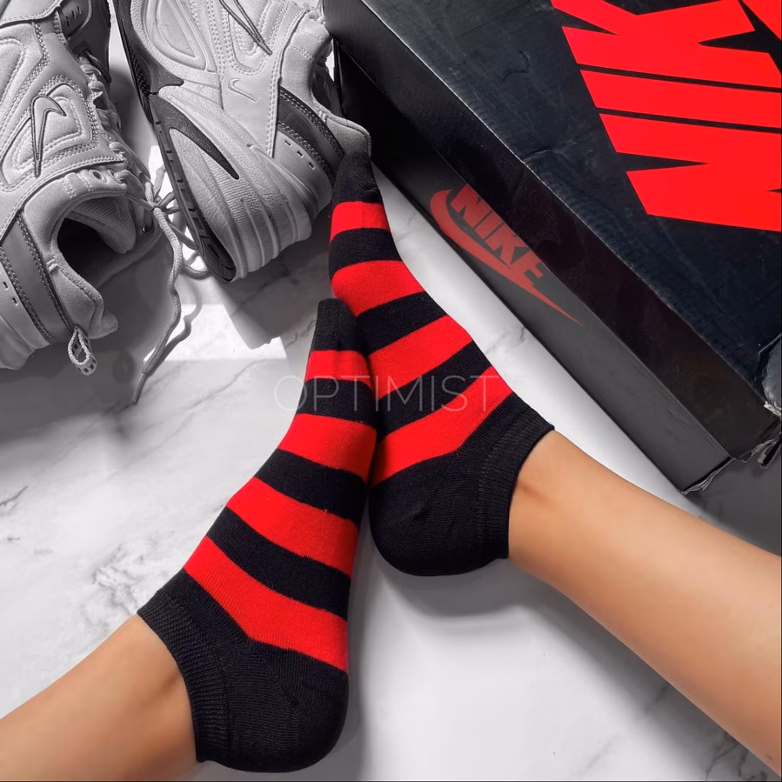 جوراب مچی راه راه قرمز مشکی اسپرت فری سایز