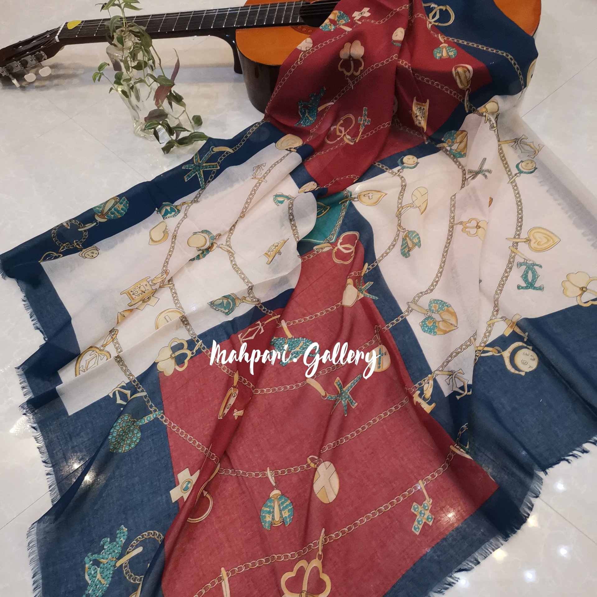 روسری نخی کارتیه آبی نفتی
