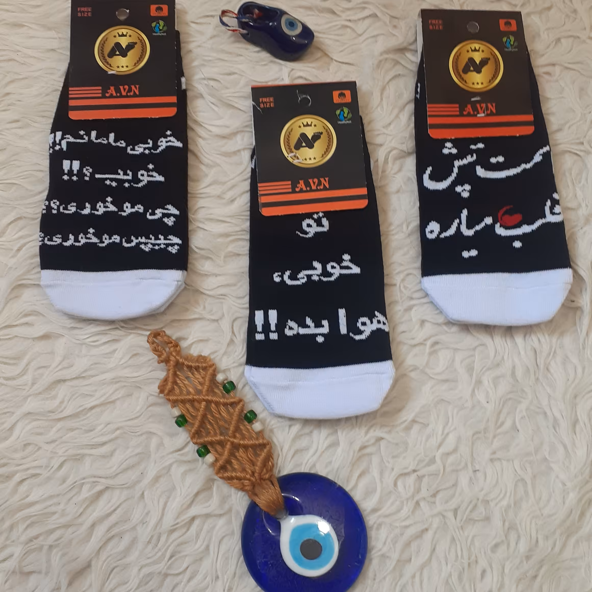 جوراب نوشته دار 