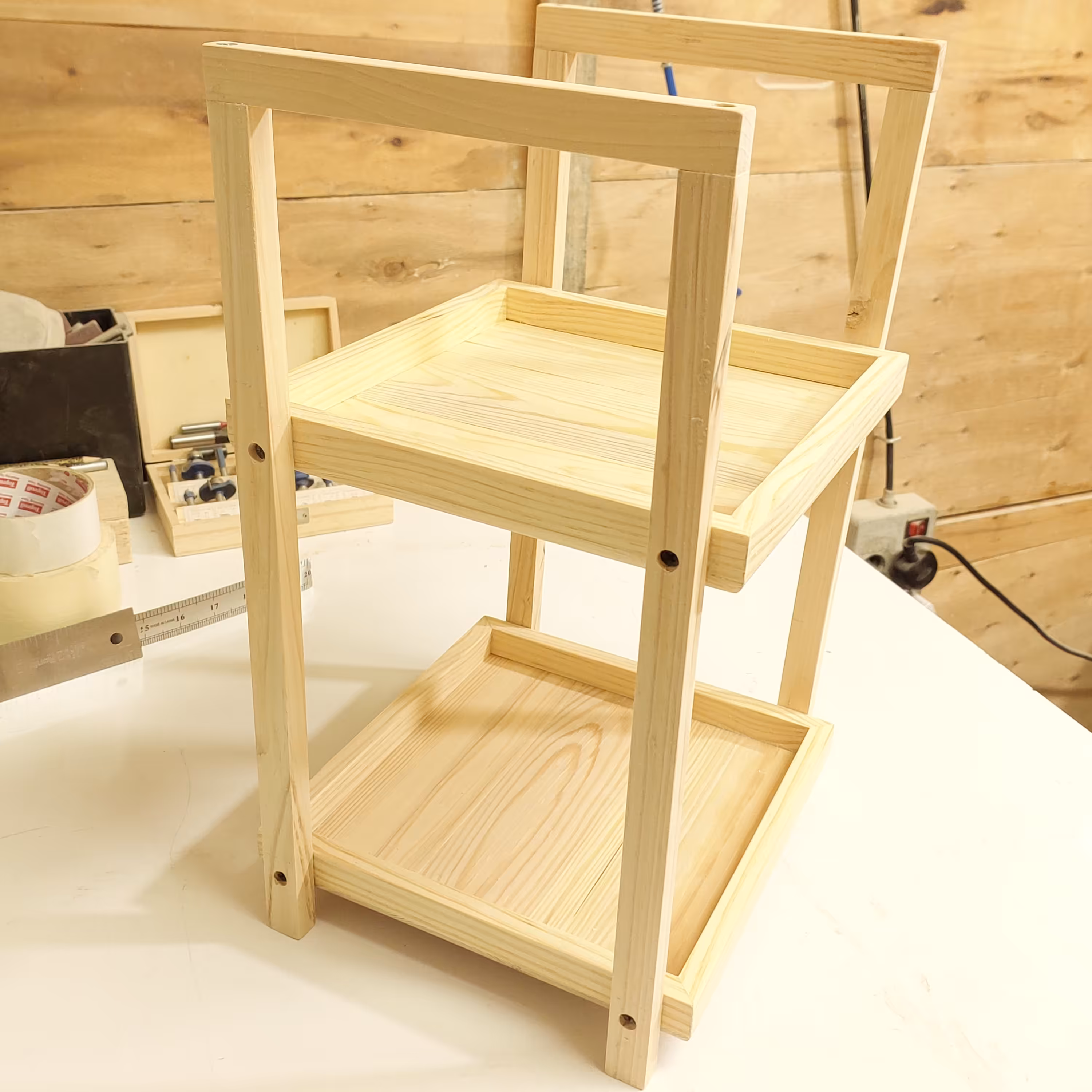 استند تمام چوبی دوطبقه ( بدون رنگ ) در ابعاد 25 در 25 در ارتفاع 40 