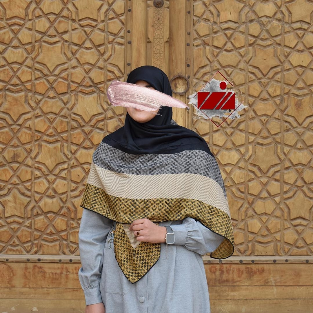 روسری دور دست دوز پاییزه حاشیه دار مشکی
