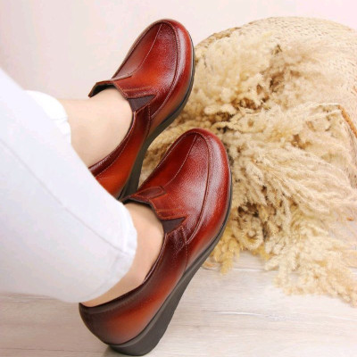 کفش طبی زنانه