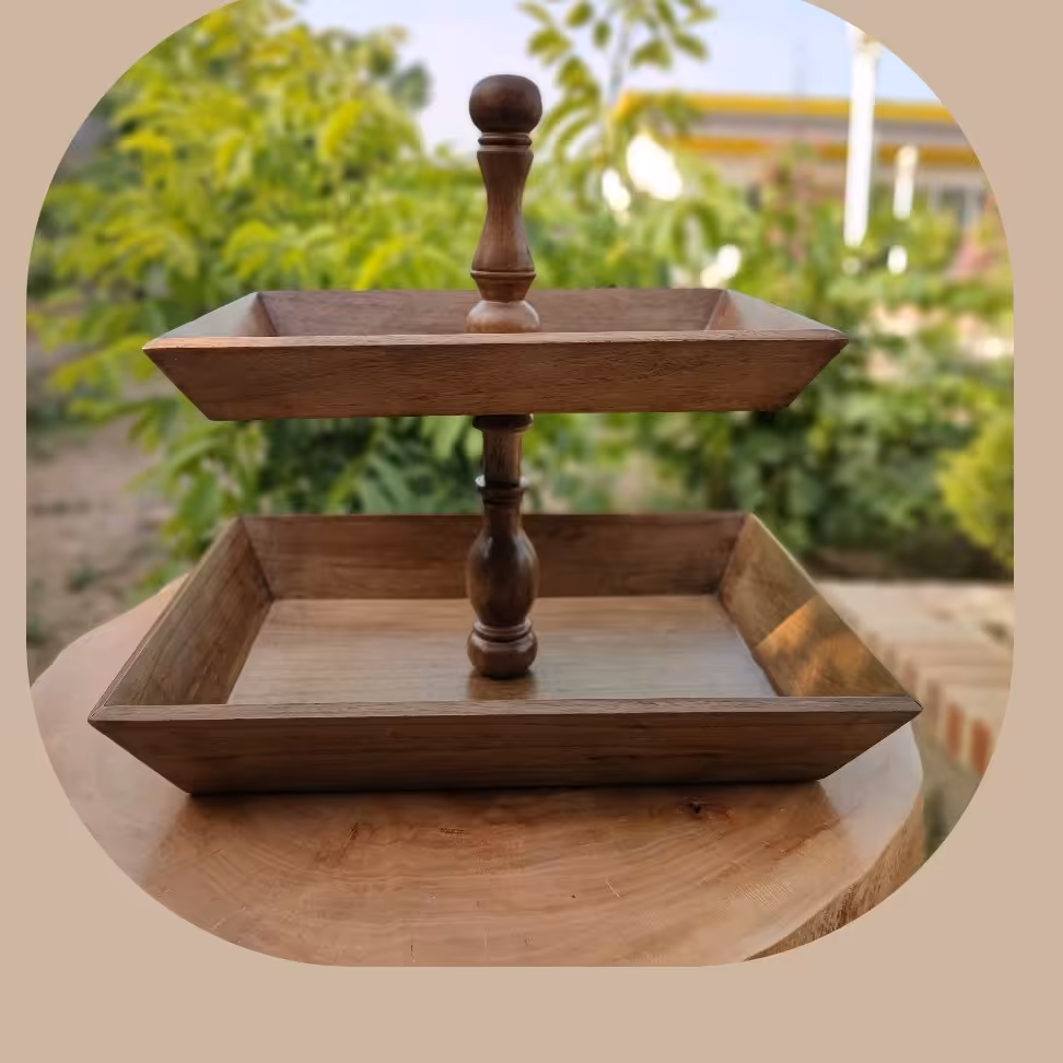 استند میوه چوبی با دسته ی خراطی شده و استفاده از روغن گیاهی خارجی 