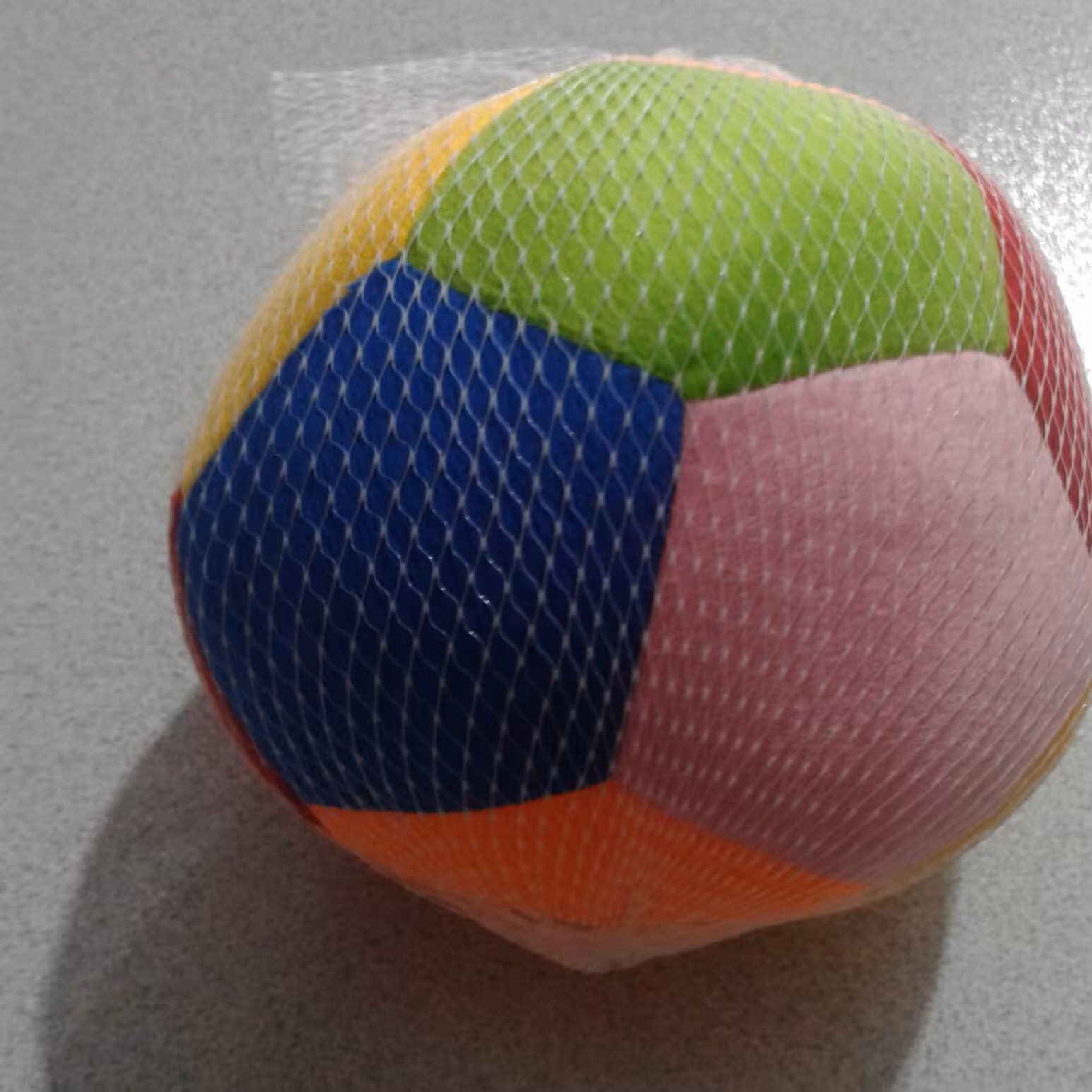 کد150 - توپ آپارتمانی - توپ اپارتمانی بزرگ - توپ قابل شست وشو - توپ پارچه ای  - ارسال رایگان بالای 700.000