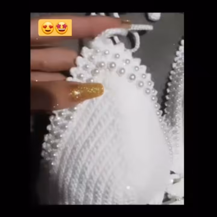 سوتین قلاببافی مرواریددوزی (سفارشی)