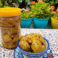 ترشی انبه زعفرانی ارگانیک حاصل تلاش زنان روستایی جنوب استان کرمان 