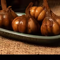 سیر ترشی دوساله