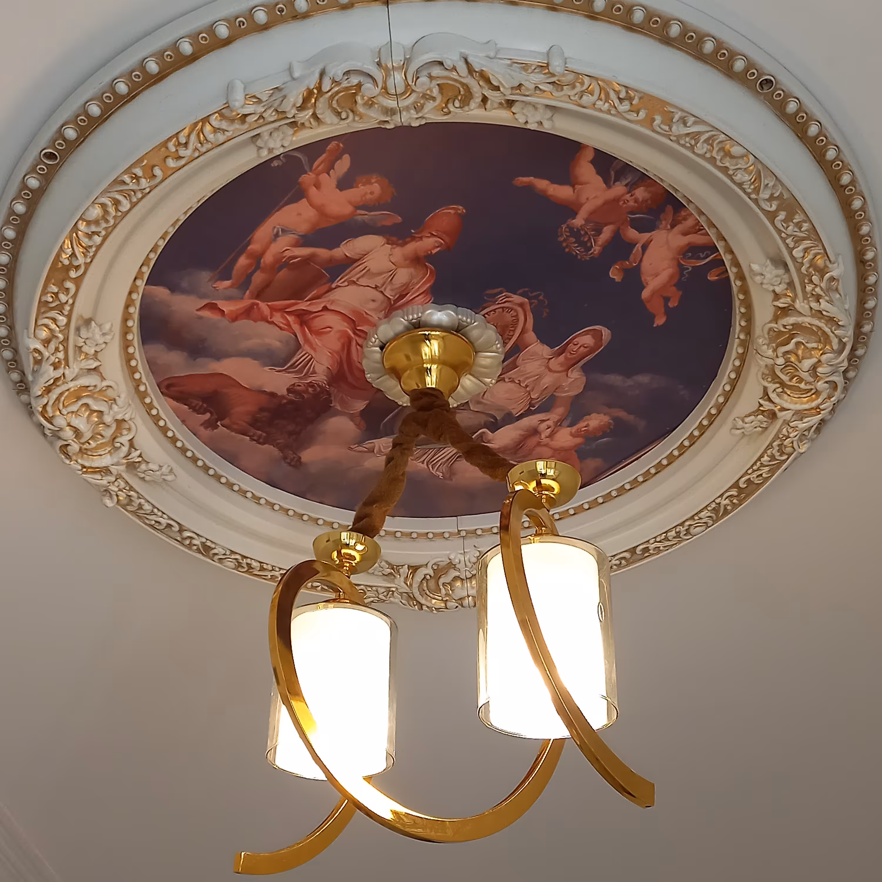 دورلوستری آماده ازجنس پی وی سی مدل فرشته