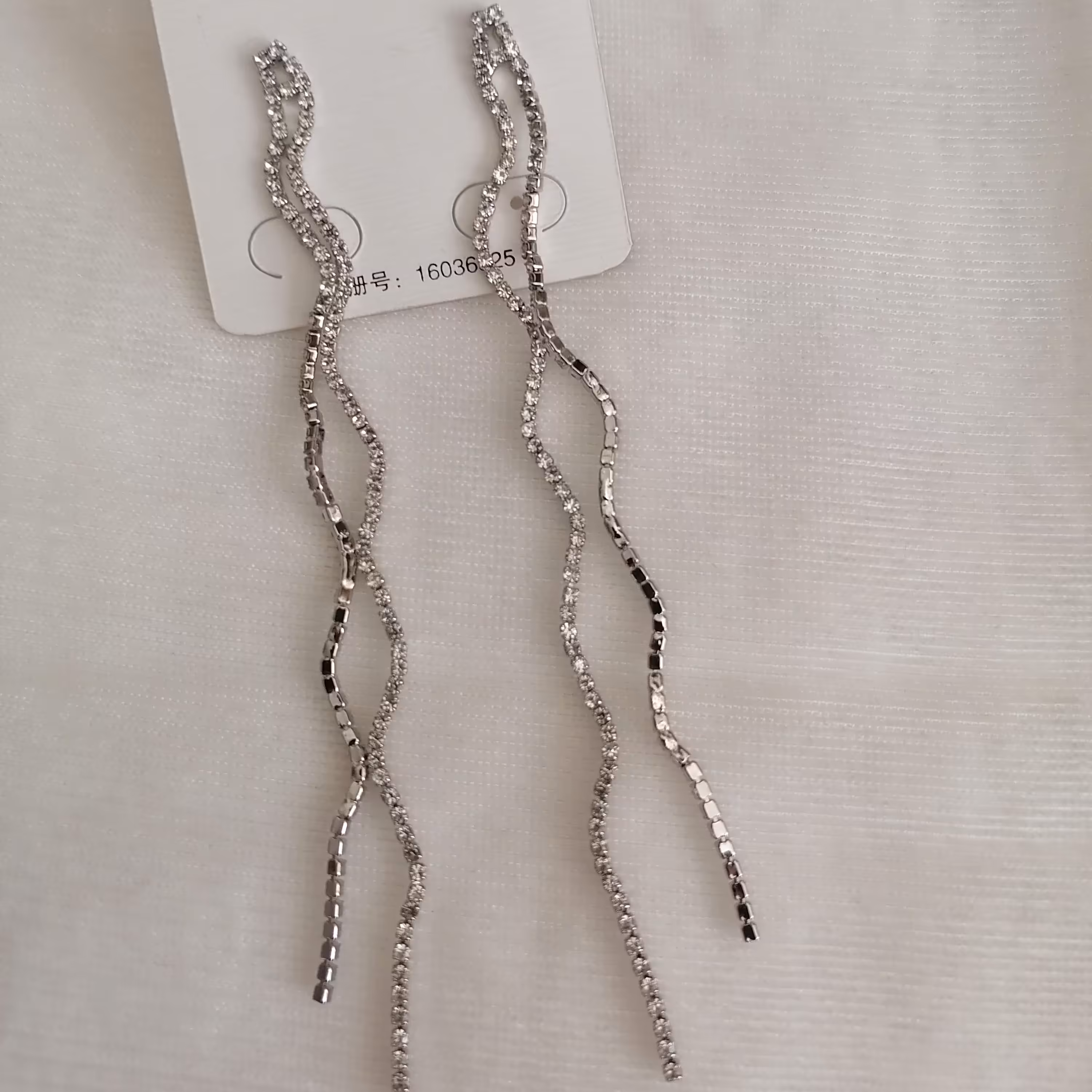 گوشواره استیل نگین دار مجلسی کد5810