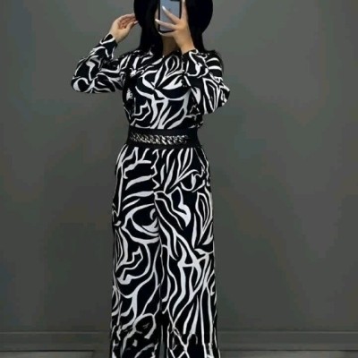 سرهمی کمر زنجیردار