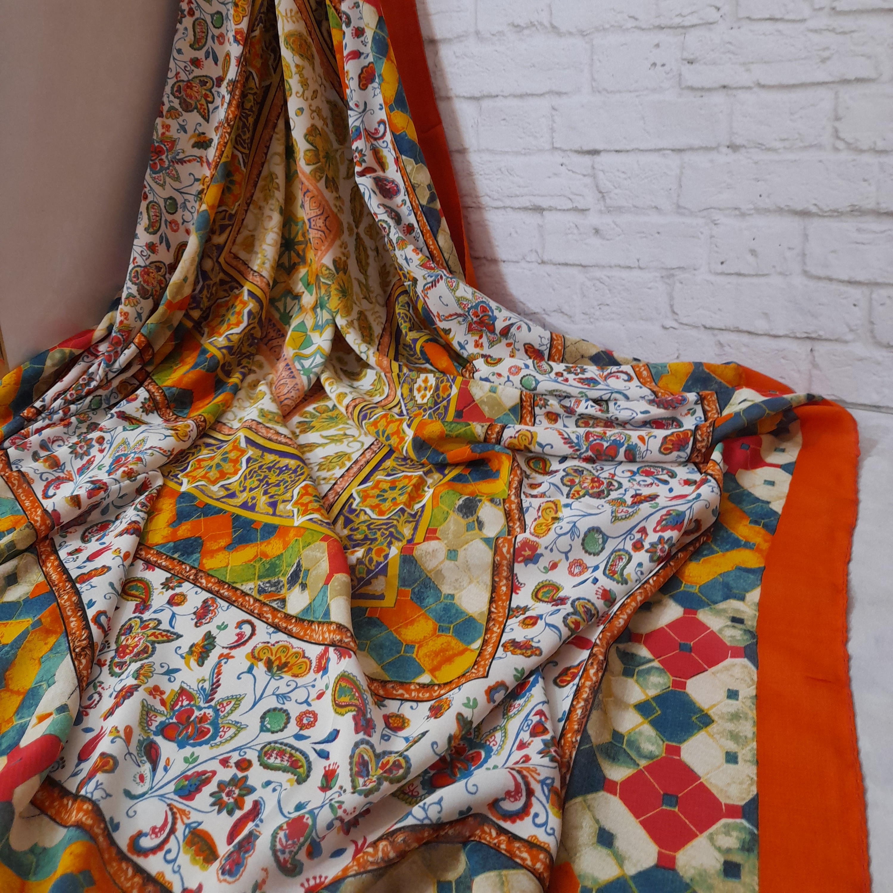 روسری حریر نخ