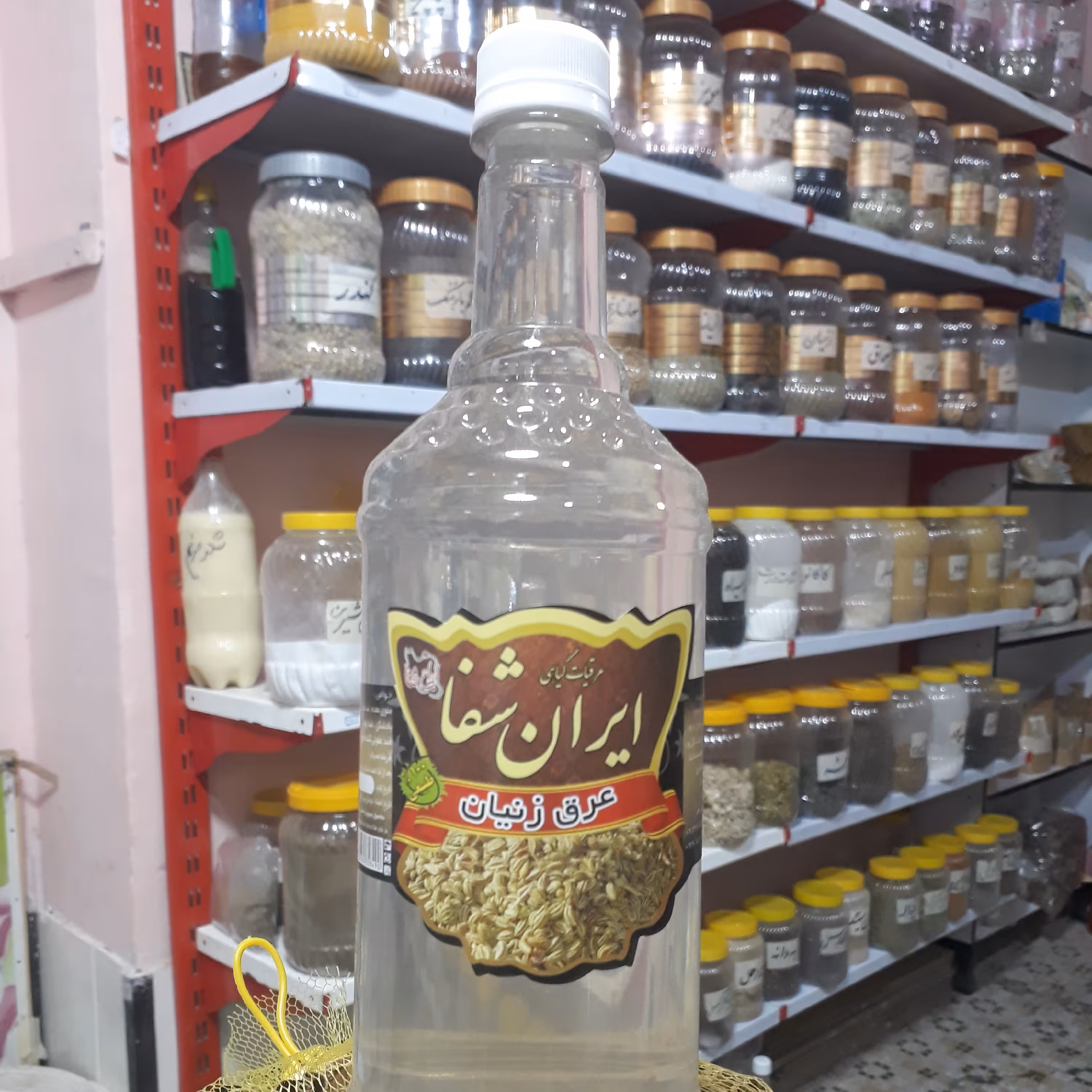 عرق زنیان 1لیتری درجه 1