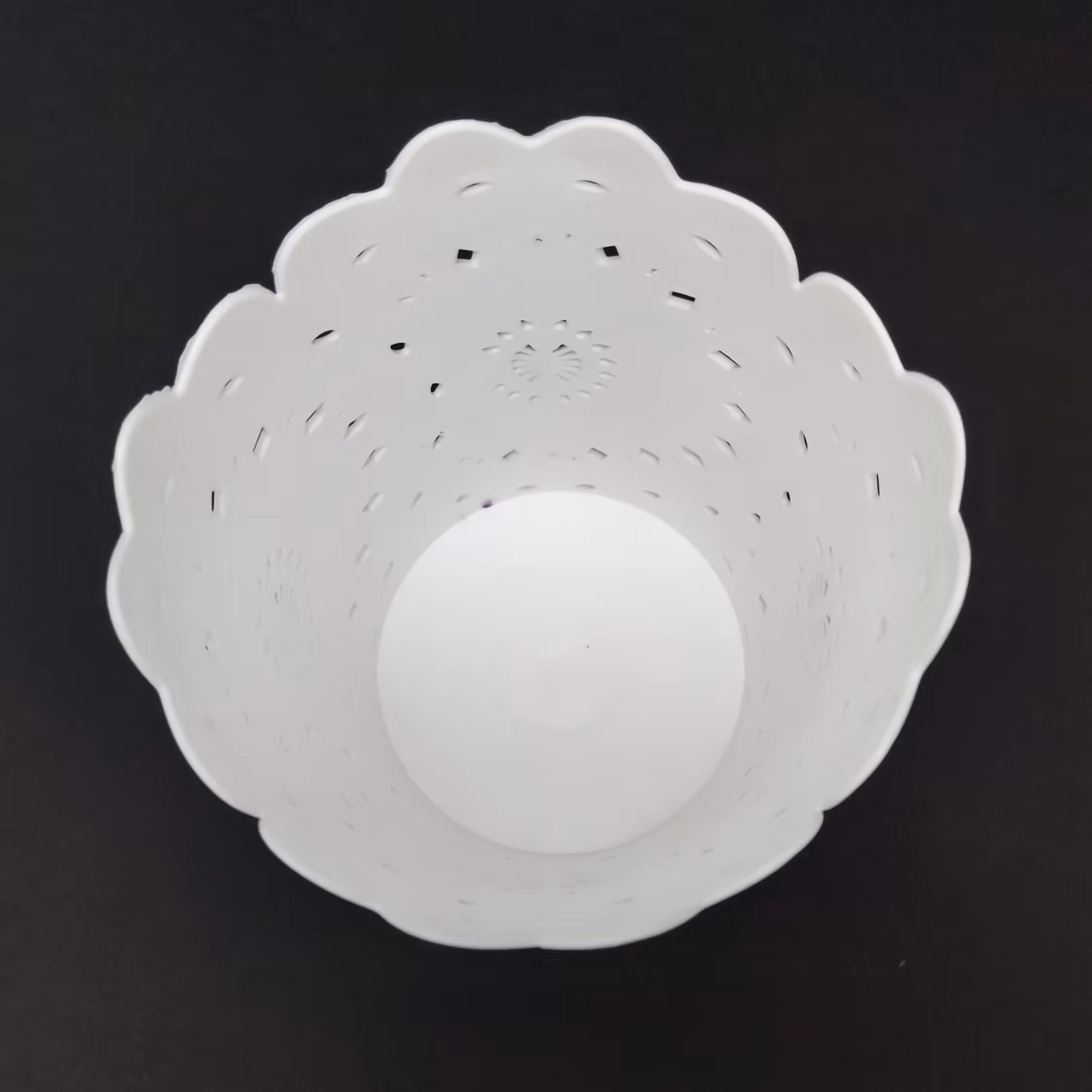 سبد کاغذ سایز 14 در 12 مدل خورشیدی رنگ سفید PL141