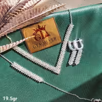 سرویس ظریف و زیبای نقره 925 ابکاری طلاسفید کپی جواهر