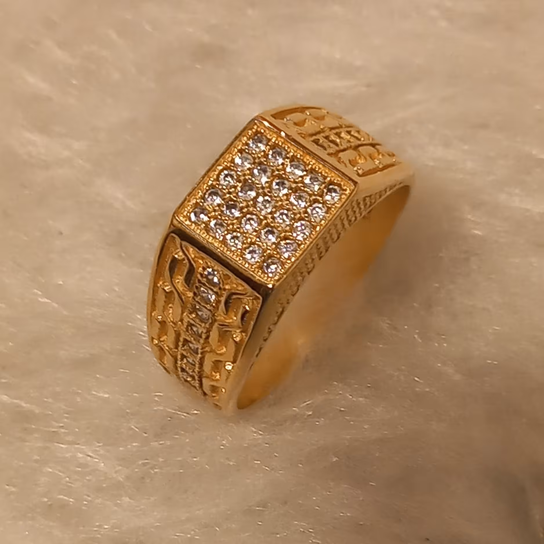 انگشتر طلاروس رنگ ثابت کد24