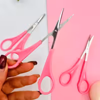 قیچی ابرو دسته صورتی