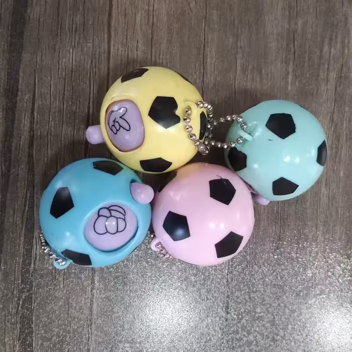 آویز  یا جاکلیدی سنگ، کاغذ، قیچی