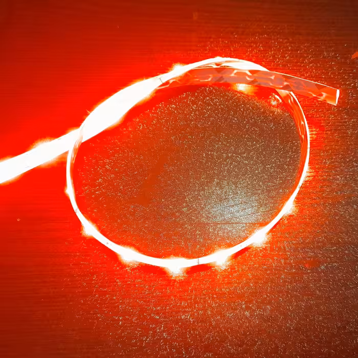 چراغ لیزری قرمز رنگ پشت چسبدار(طول 45سانتی متر)