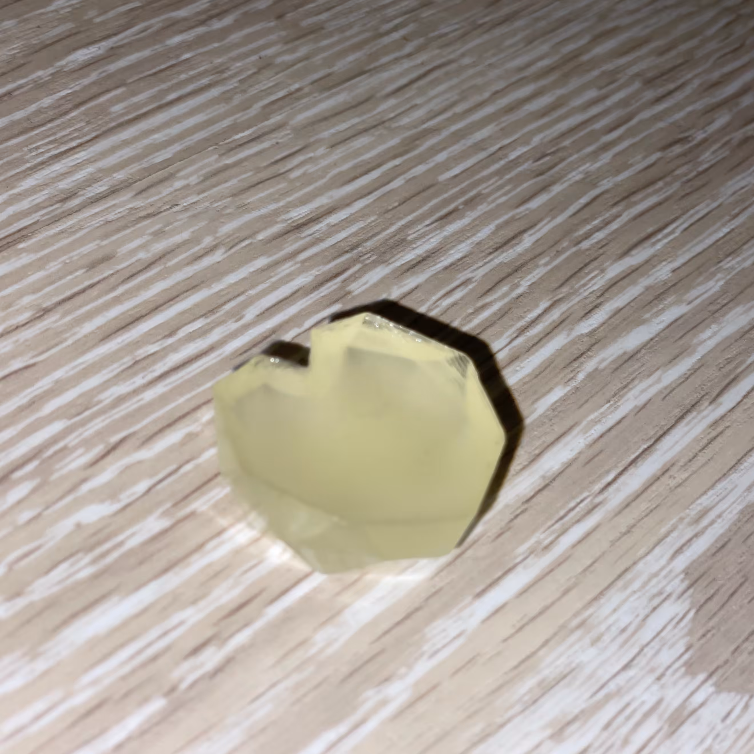 رزین مدل قلب سه بعدی شبتاب